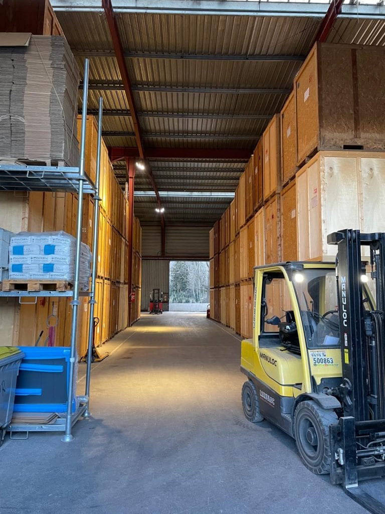 Vue du garde meubles de LDR - stockage dans sa profondeur